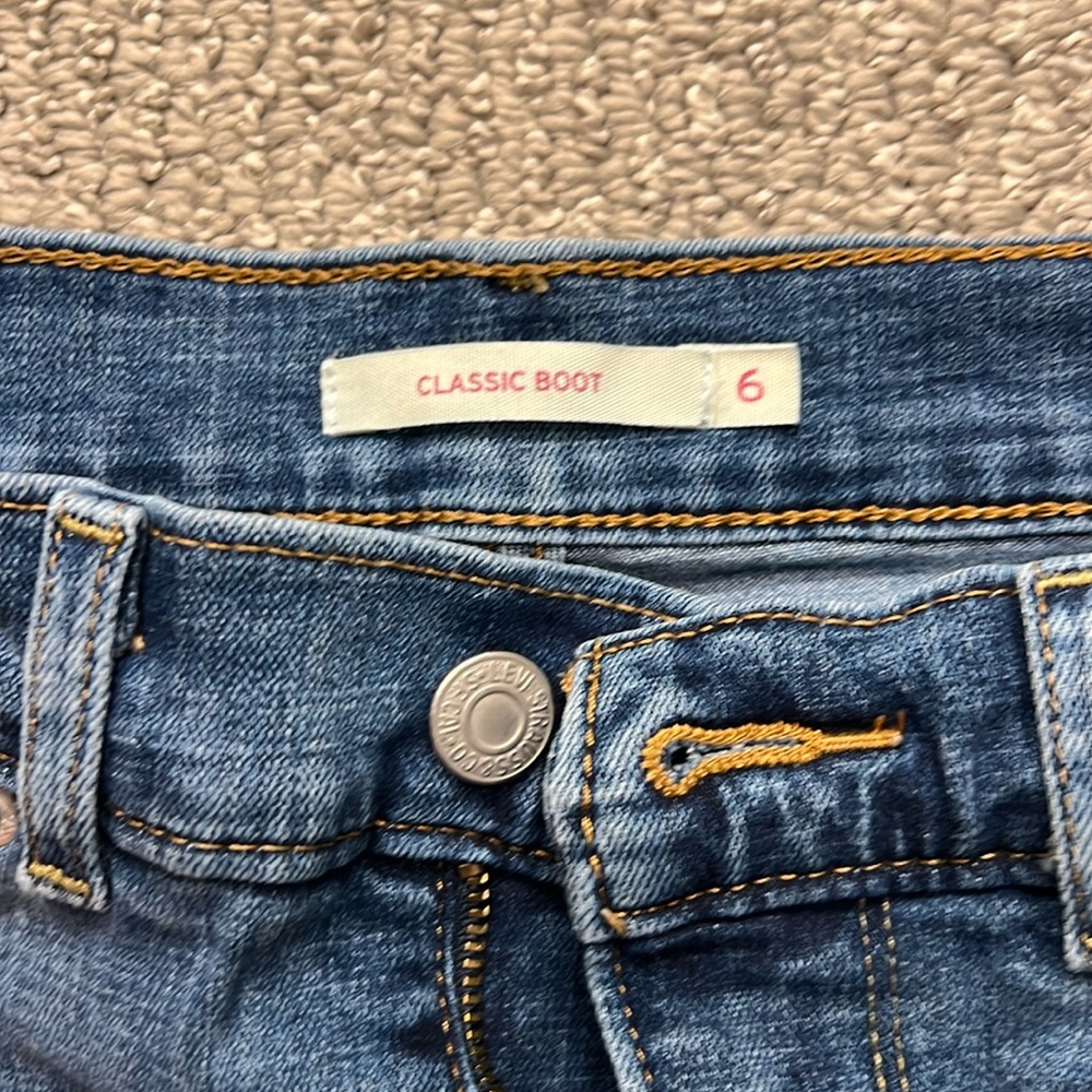 Levi classic bootcut jeans